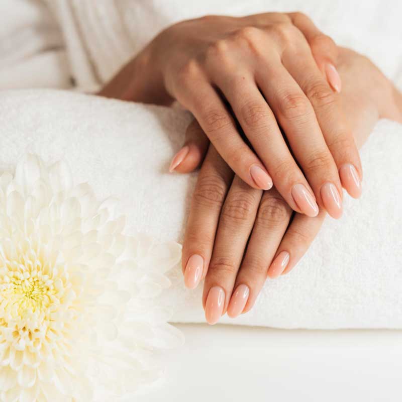 Luminous Nail Lounge